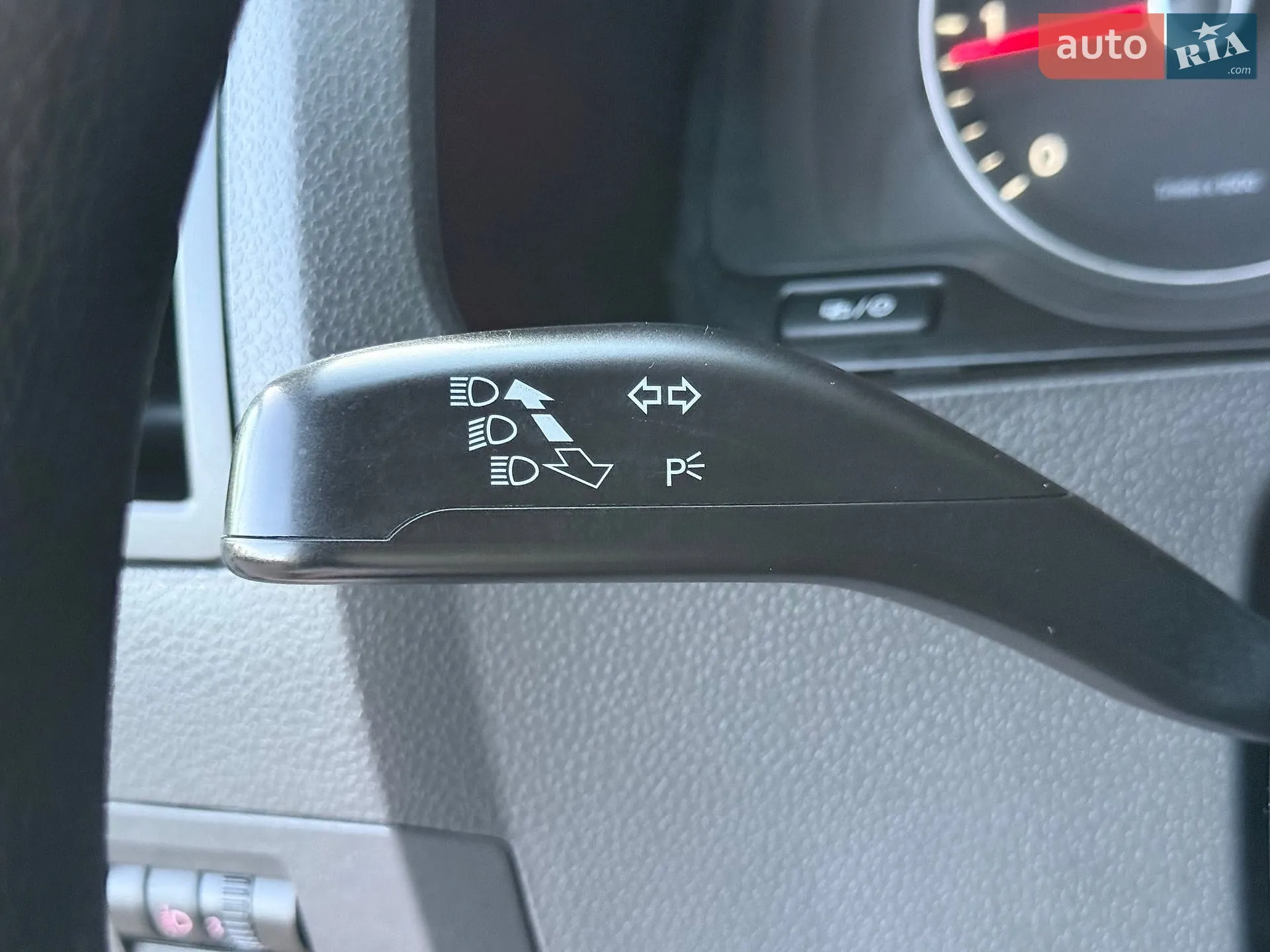 2015 Volkswagen Transporter - мініатюра 43