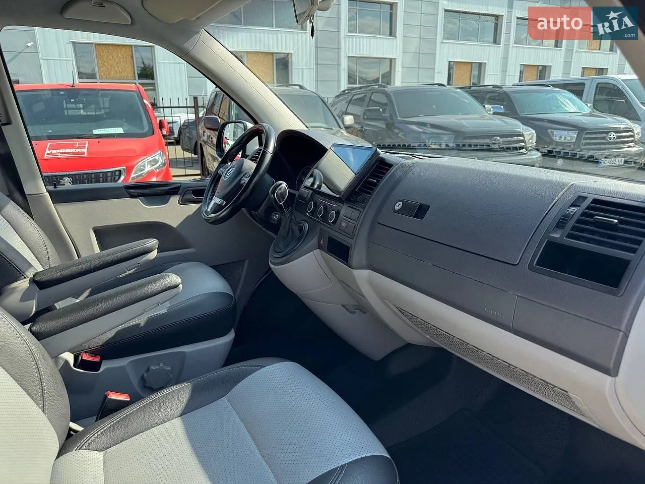 2014 Volkswagen Transporter - мініатюра 28