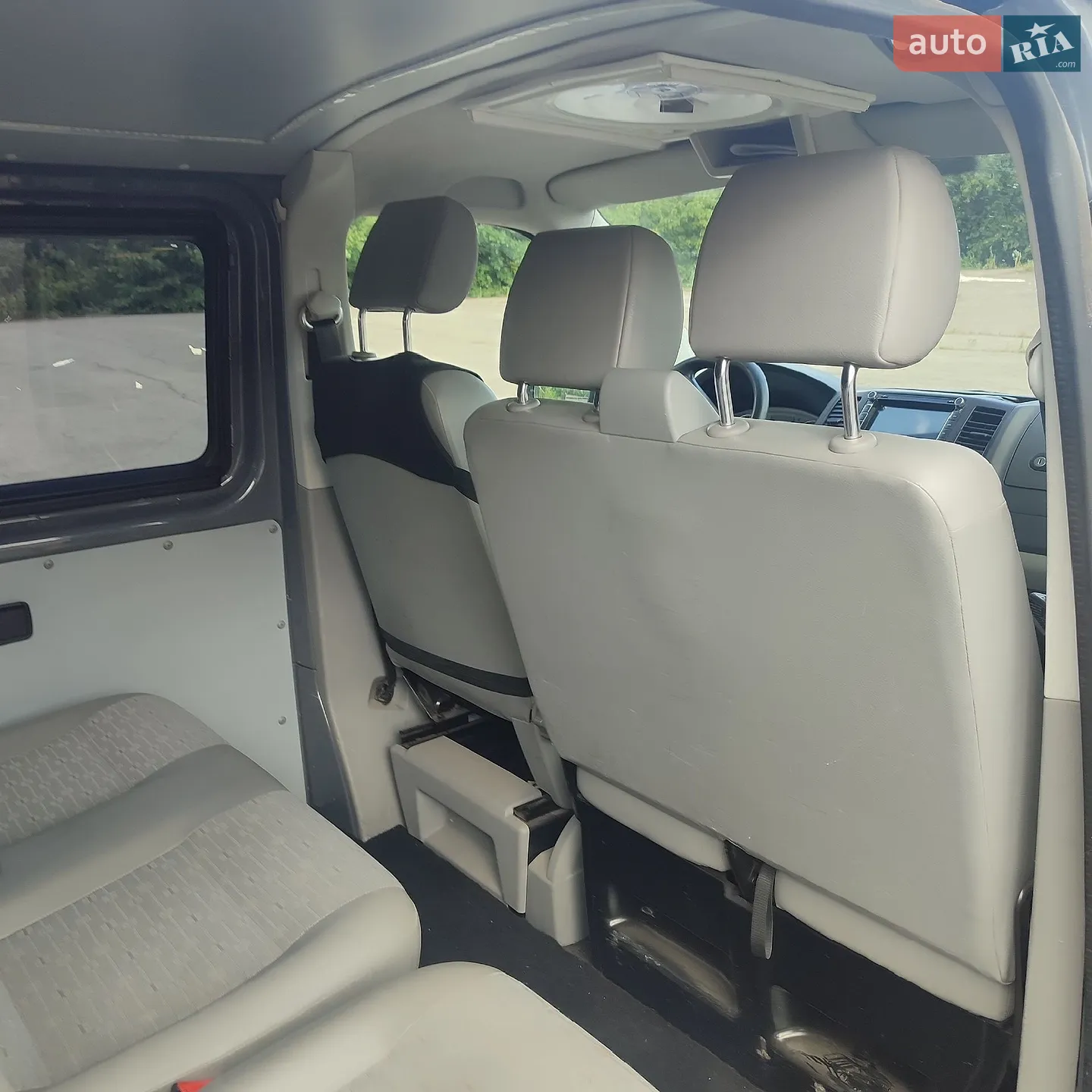 2013 Volkswagen Transporter - мініатюра 9