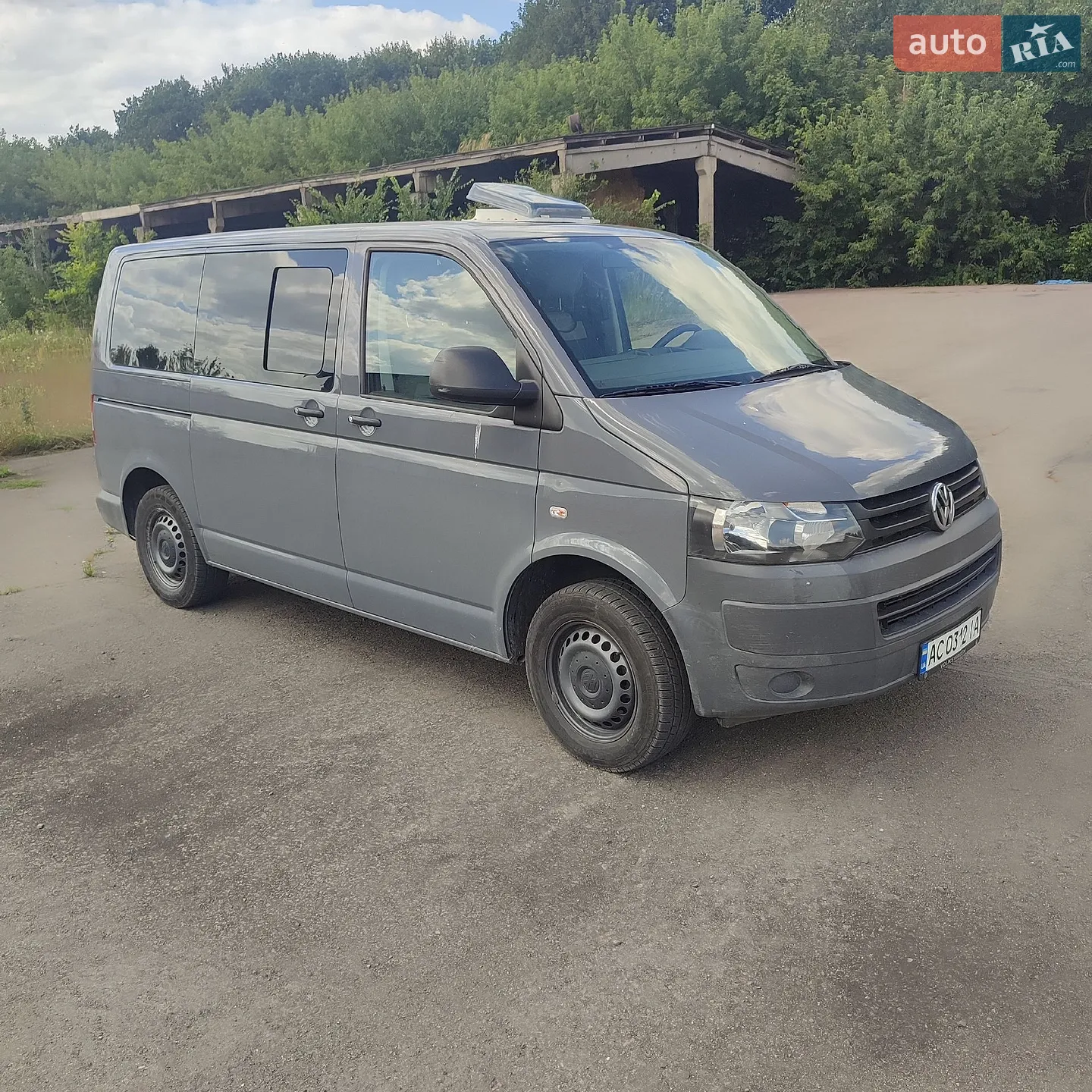 2013 Volkswagen Transporter - мініатюра 3