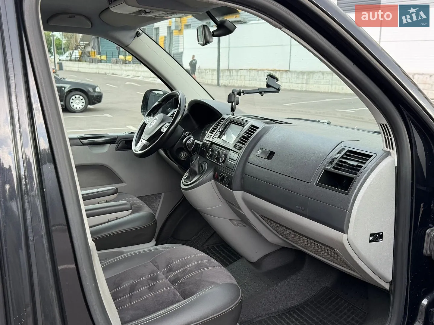 2014 Volkswagen Transporter - мініатюра 11