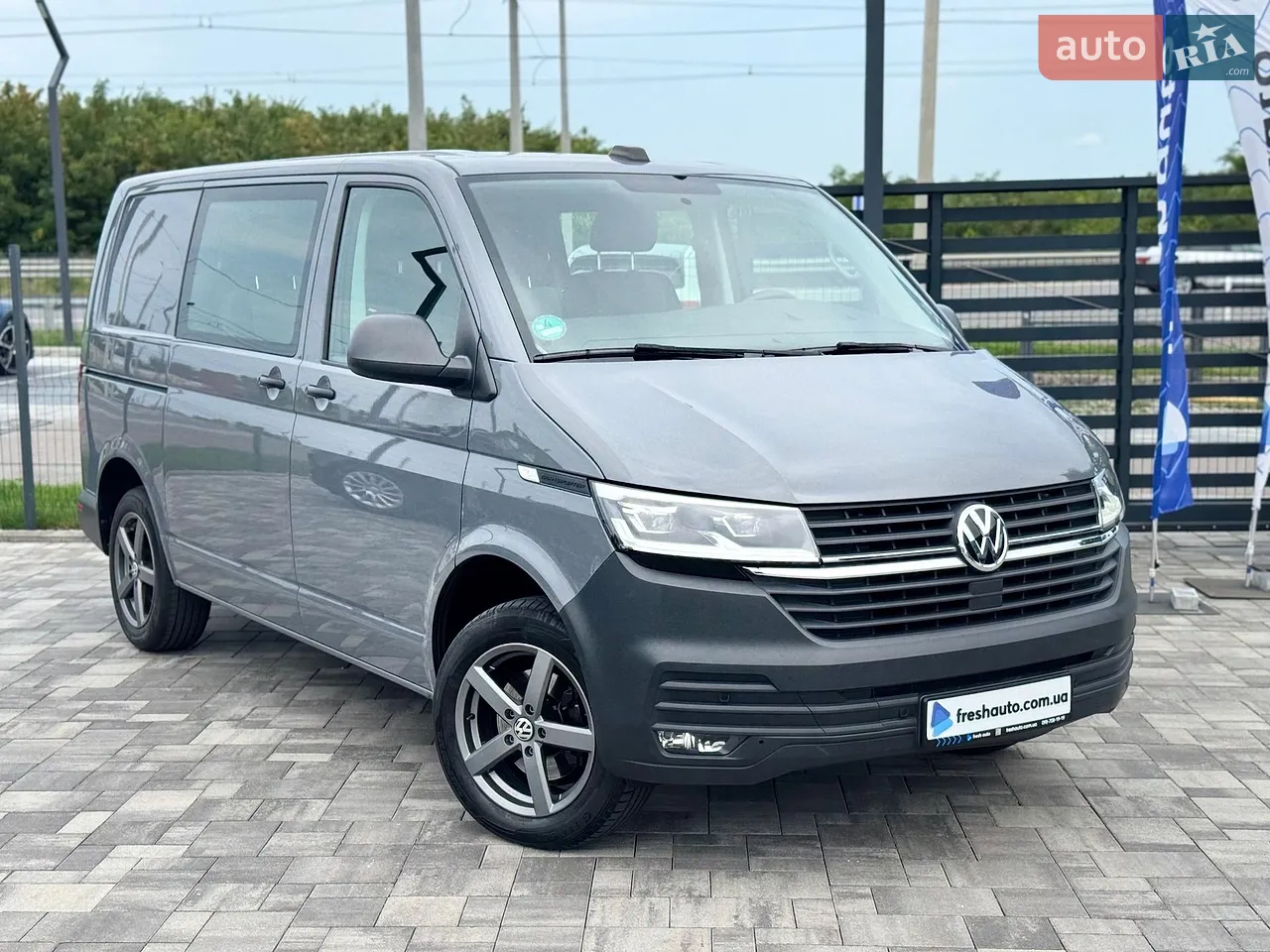 2018 Land Rover Discovery - мініатюра 57