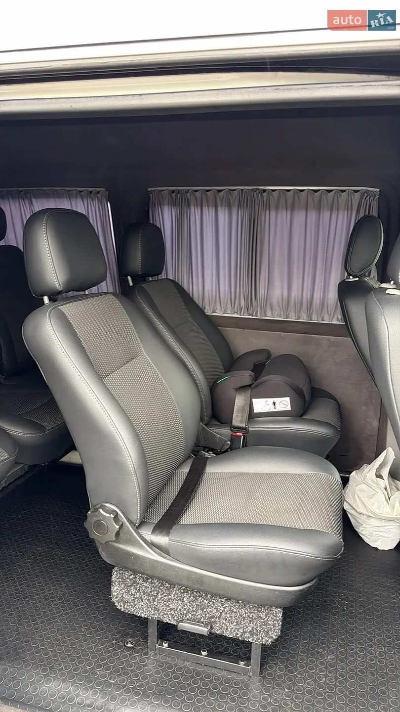 2011 Volkswagen Transporter - мініатюра 11
