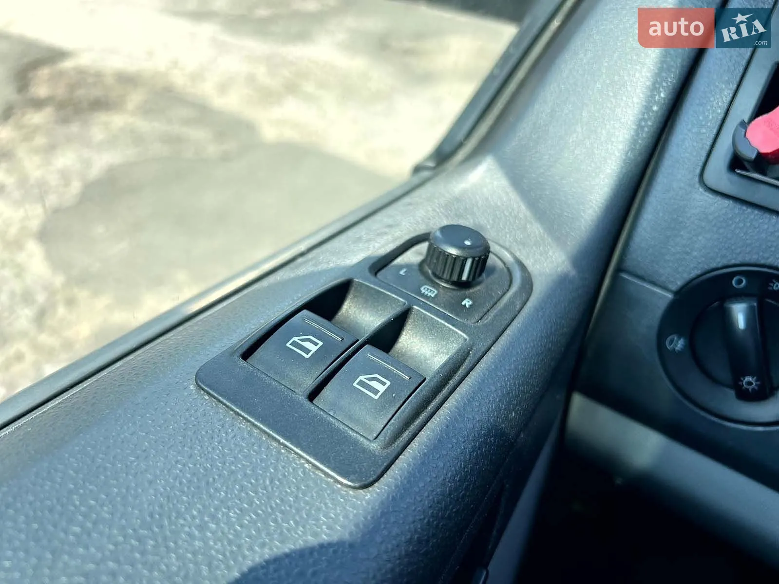 2014 Volkswagen Transporter - мініатюра 11