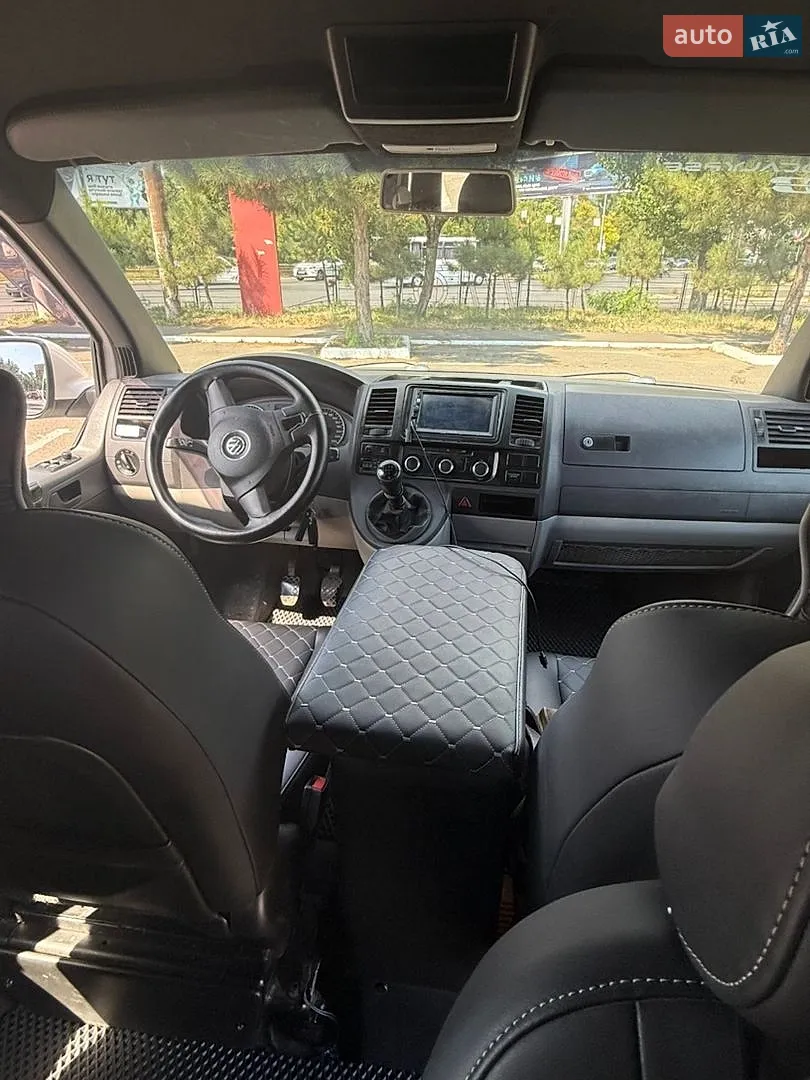 2010 Volkswagen Transporter - мініатюра 21