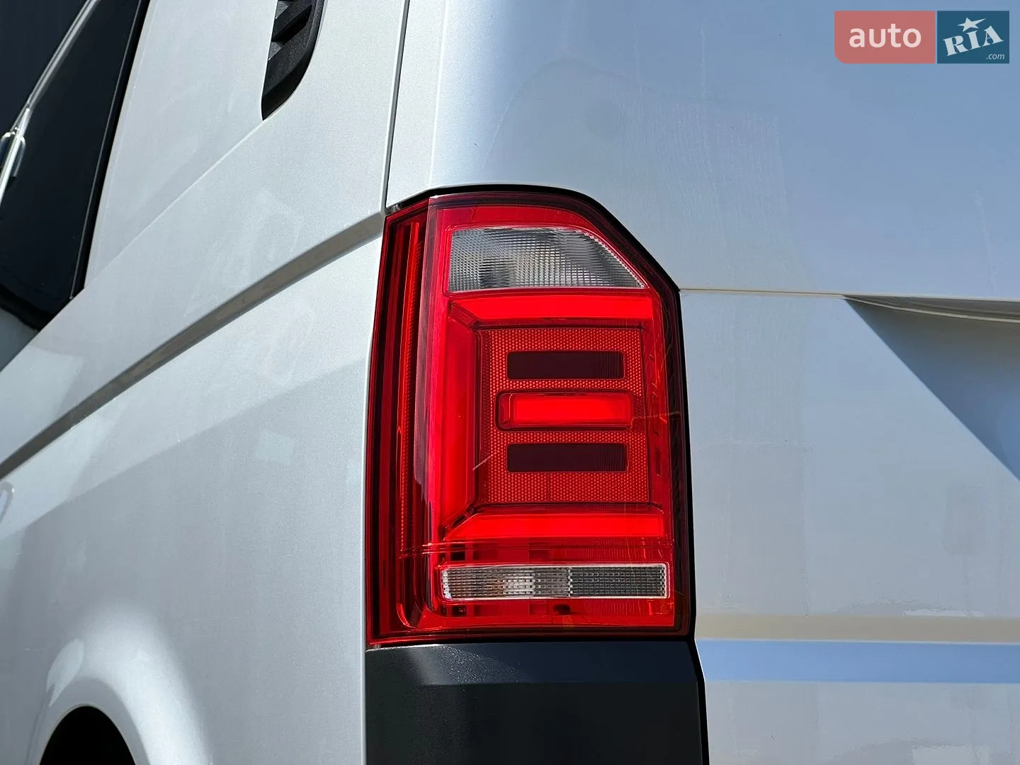 2020 Volkswagen Transporter - мініатюра 24