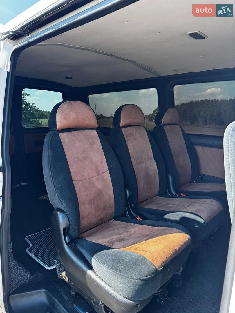 2010 Volkswagen Transporter - мініатюра 15