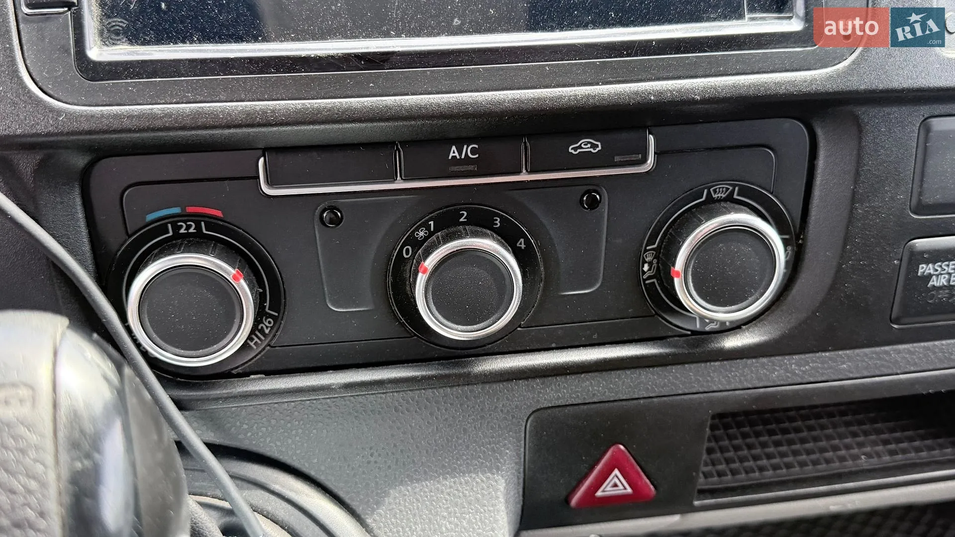 2015 Volkswagen Transporter - мініатюра 41