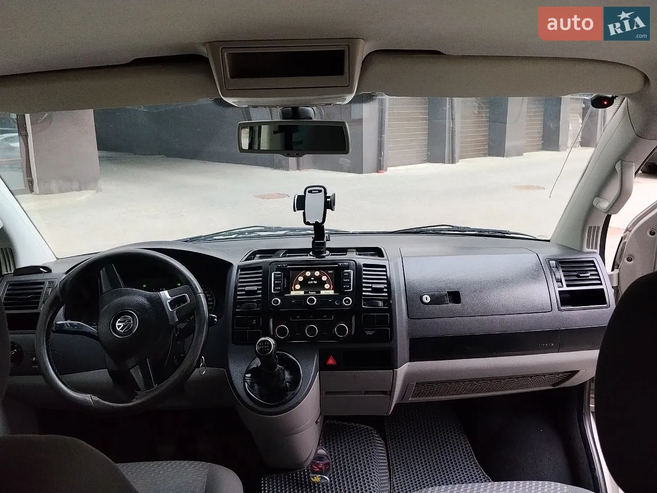 2010 Volkswagen Transporter - мініатюра 8