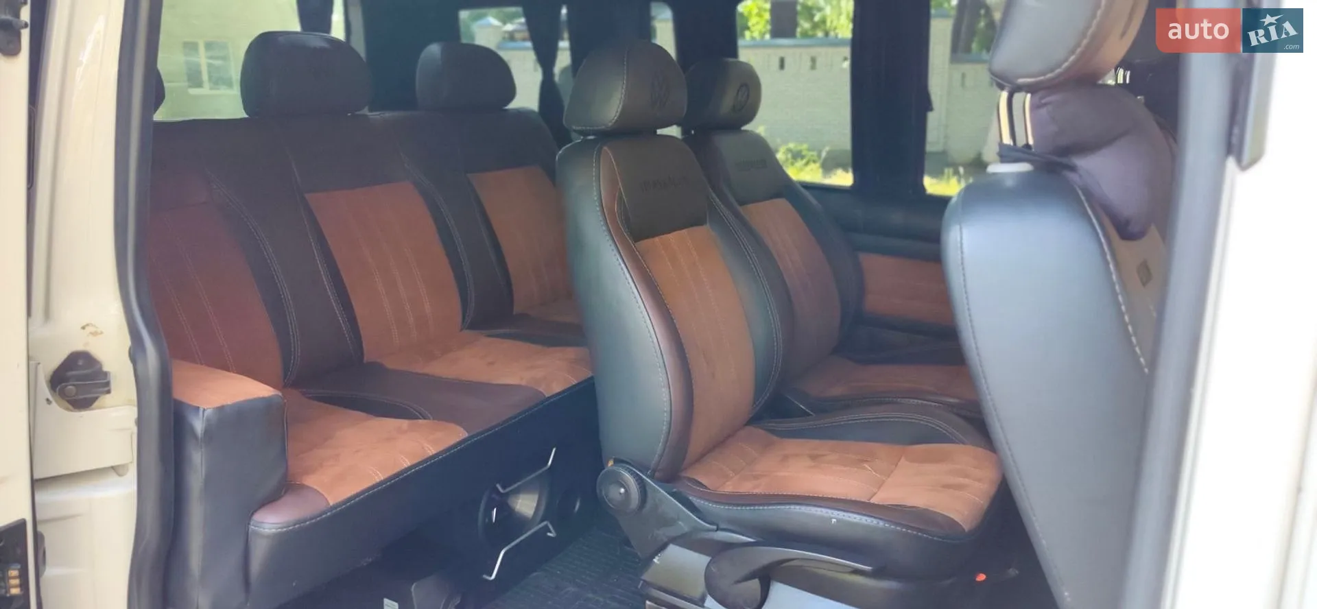 2011 Volkswagen Transporter - мініатюра 37