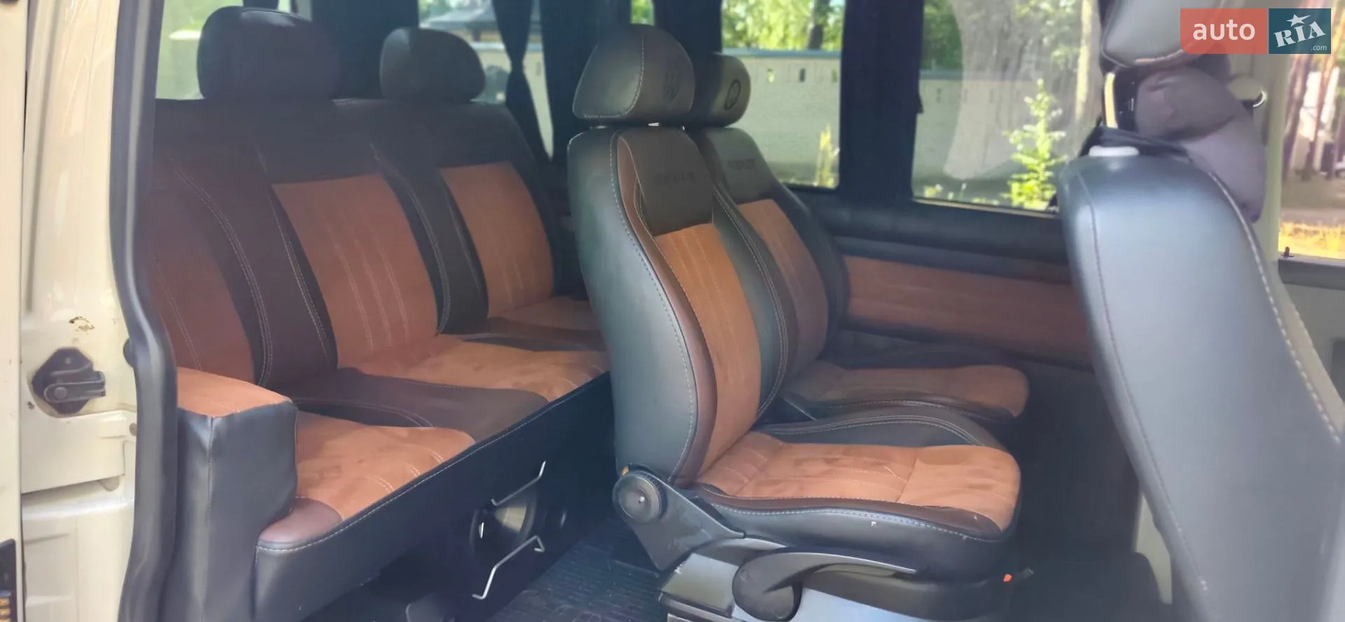 2011 Volkswagen Transporter - мініатюра 45