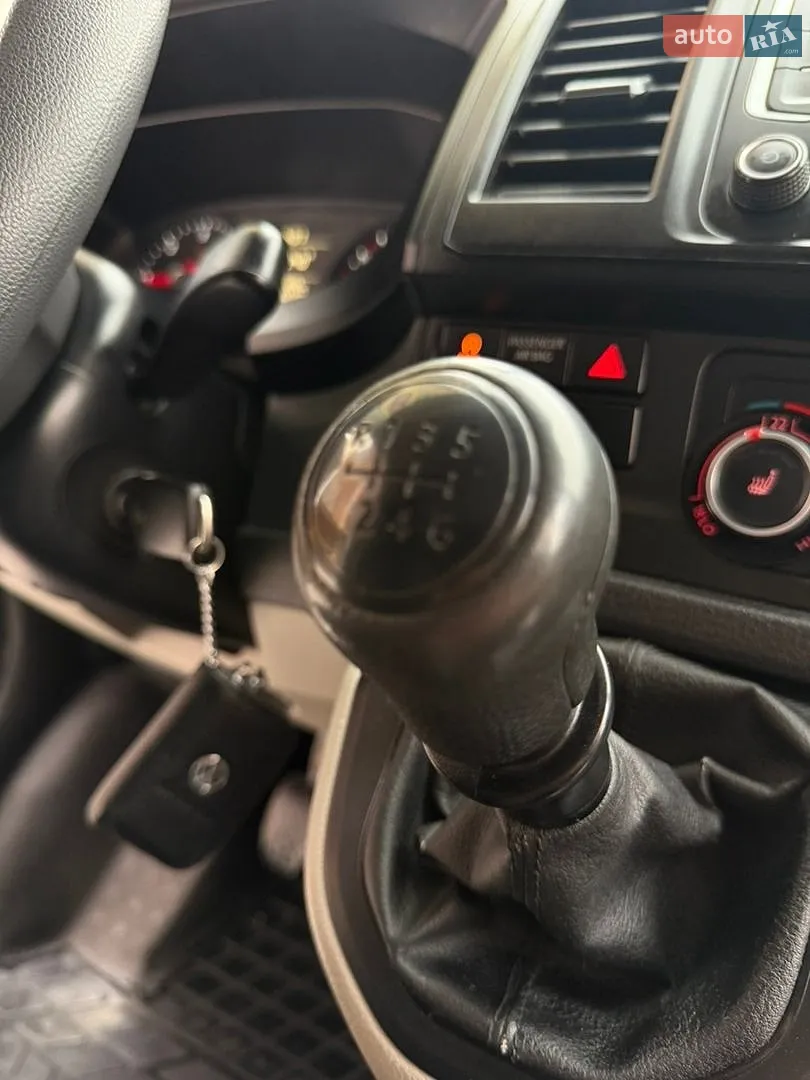 2016 Volkswagen Transporter - мініатюра 30