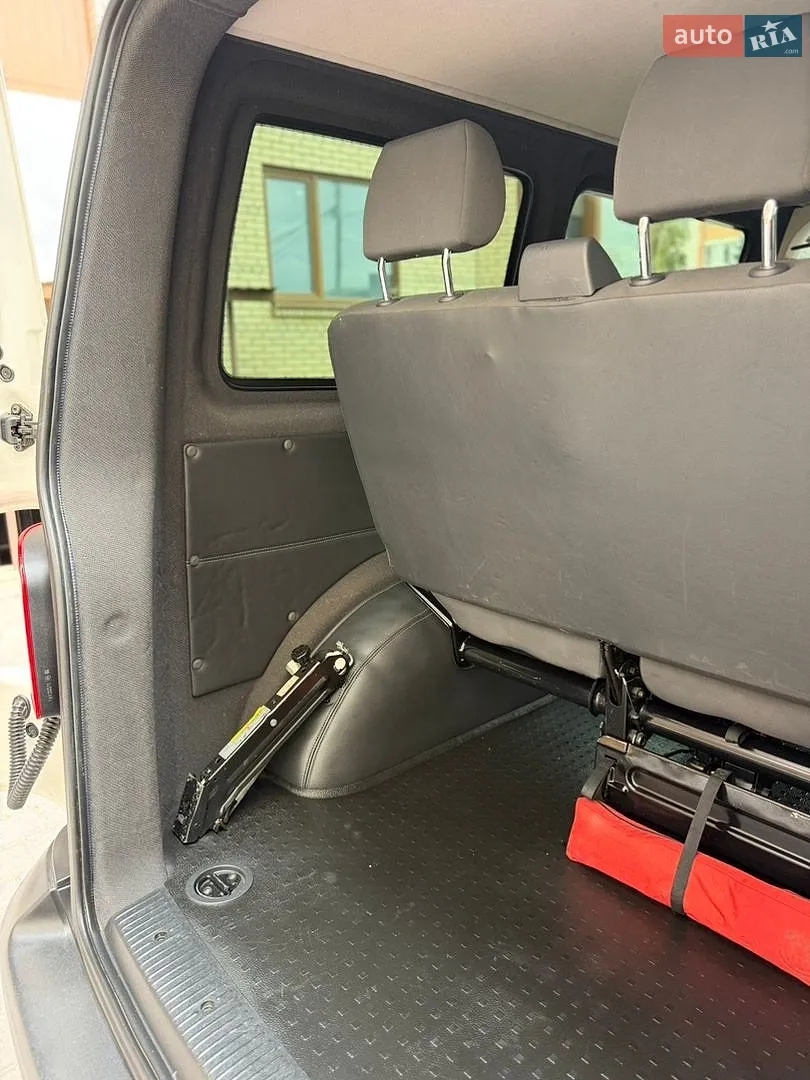 2016 Volkswagen Transporter - мініатюра 47