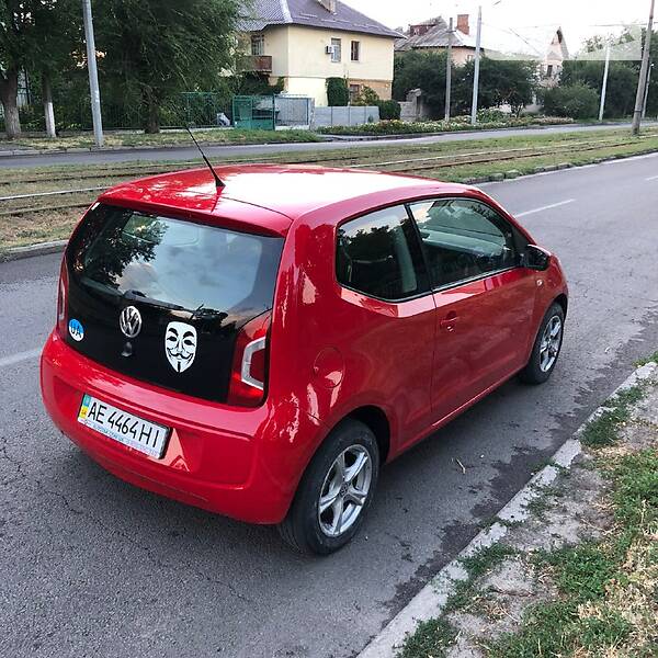Хетчбек Volkswagen Up 2012 в Києві