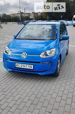 Хетчбек Volkswagen Up 2014 в Ковелі