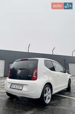 Хэтчбек Volkswagen Up 2012 в Харькове