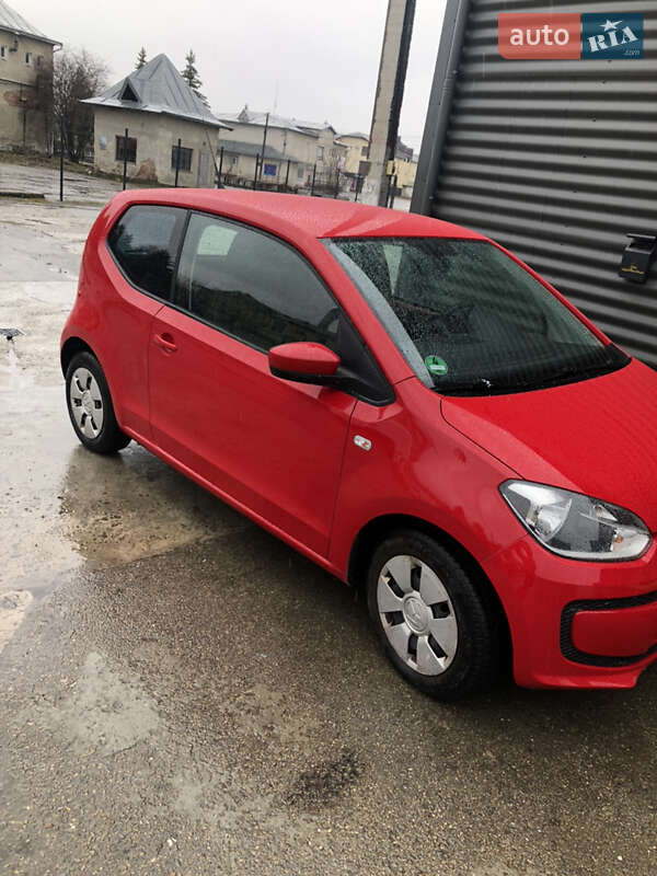 Хэтчбек Volkswagen Up 2012 в Ивано-Франковске фото 7 Хэтчбек Volkswagen Up 2012 в Ивано-Франковске