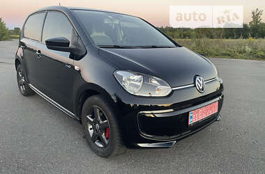 Хэтчбек Volkswagen Up 2014 в Изяславе