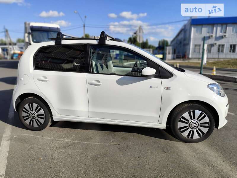 Хэтчбек Volkswagen Up 2014 в Киеве фото 8 Хэтчбек Volkswagen Up 2014 в Киеве