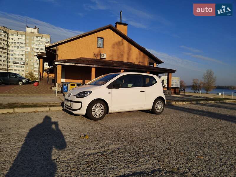 Хетчбек Volkswagen Up 2012 в Києві