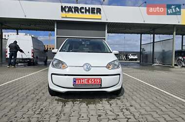 Хэтчбек Volkswagen Up 2015 в 