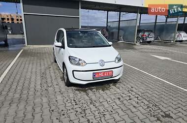 Хэтчбек Volkswagen Up 2015 в 