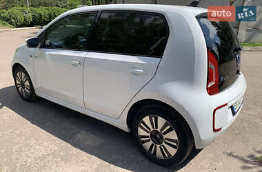 Хетчбек Volkswagen Up 2014 в 