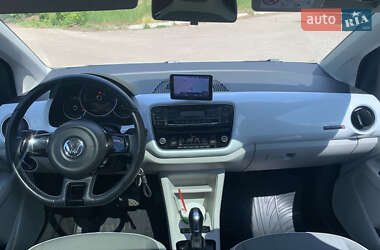 Хетчбек Volkswagen Up 2014 в 