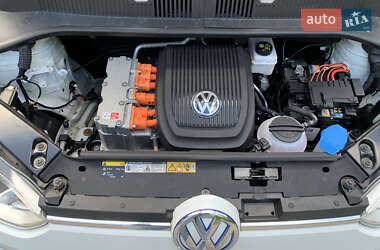 Хетчбек Volkswagen Up 2014 в 