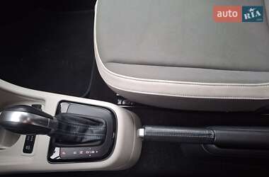 Хэтчбек Volkswagen Up 2014 в 