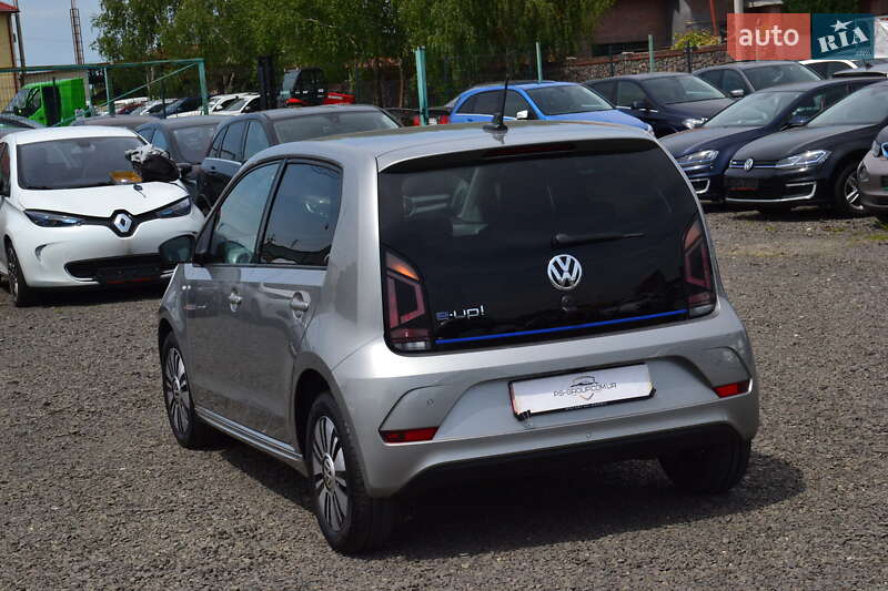 Хэтчбек Volkswagen Up 2017 в Луцке фото 10 Хэтчбек Volkswagen Up 2017 в Луцке