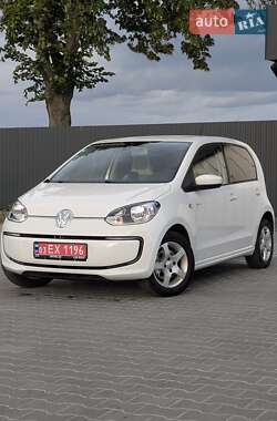 Хэтчбек Volkswagen Up 2015 в 