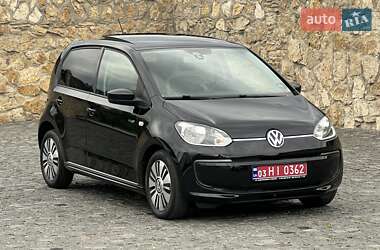Хэтчбек Volkswagen Up 2015 в Ровно