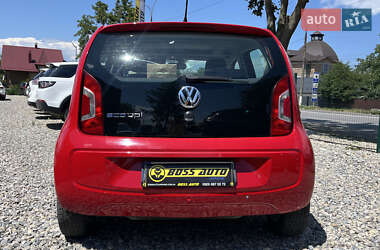Хэтчбек Volkswagen Up 2012 в 