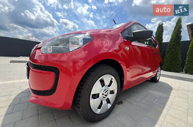 Хэтчбек Volkswagen Up 2011 в 