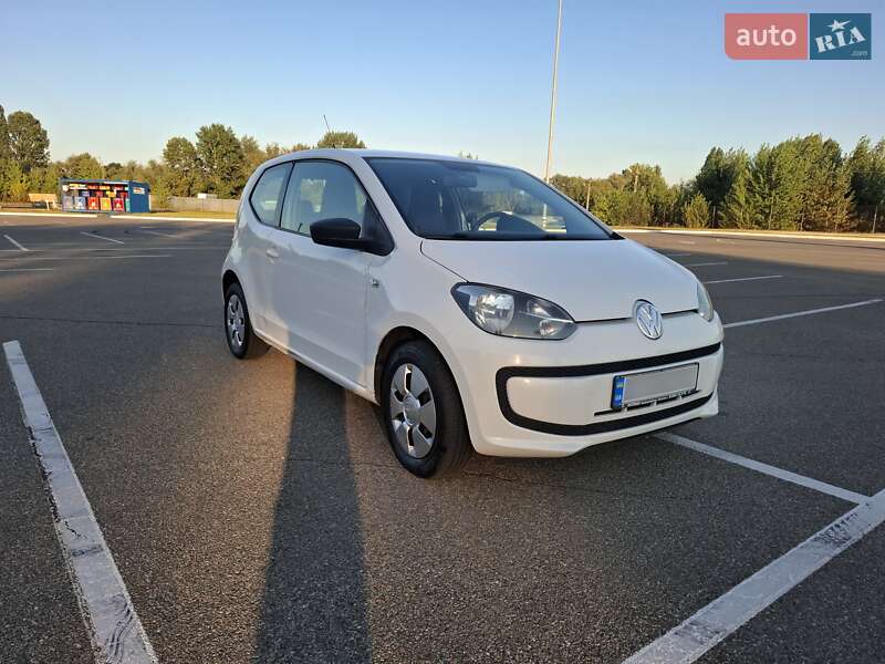 Хэтчбек Volkswagen Up 2013 в Киеве фото 3 Хэтчбек Volkswagen Up 2013 в Киеве
