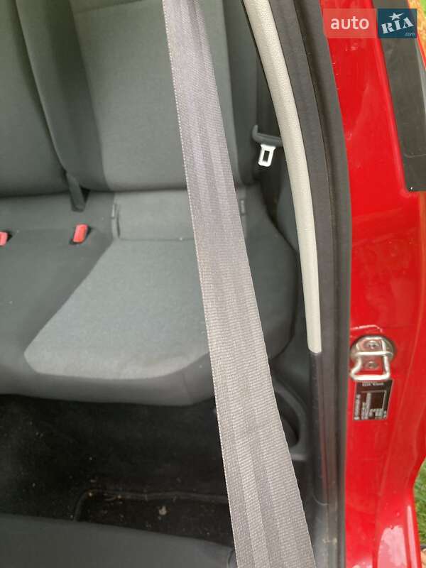 Хэтчбек Volkswagen Up 2013 в Львове