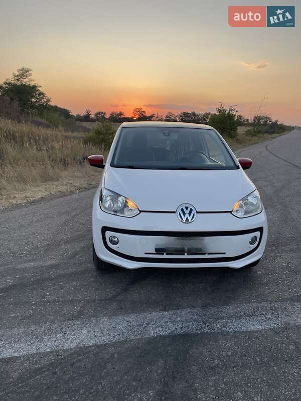 Хетчбек Volkswagen Up 2013 в Одесі