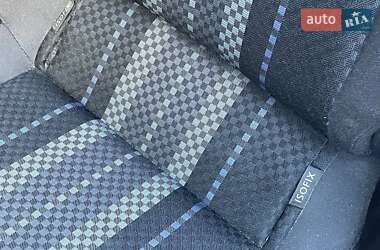 Хетчбек Volkswagen Up 2016 в  фото 30 Хетчбек Volkswagen Up 2016 в