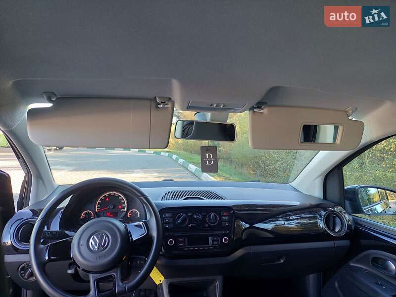 Хэтчбек Volkswagen Up 2014 в Бродах фото 48 Хэтчбек Volkswagen Up 2014 в Бродах
