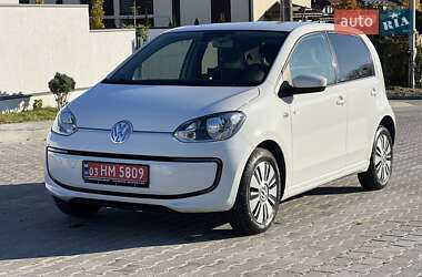 Хетчбек Volkswagen Up 2015 в Рівному