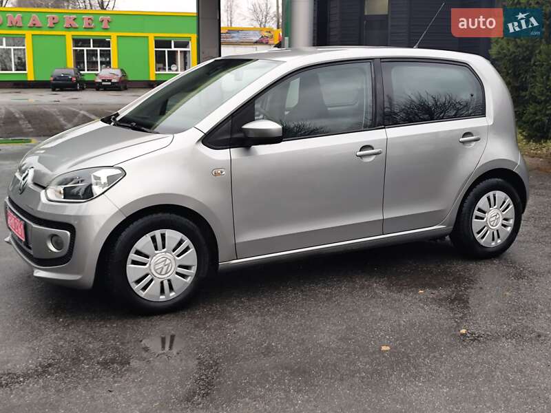 Хетчбек Volkswagen Up 2013 в Звягелі