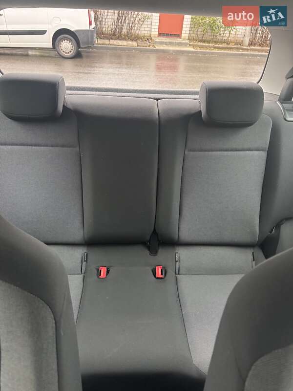 Хэтчбек Volkswagen Up 2013 в Черкассах