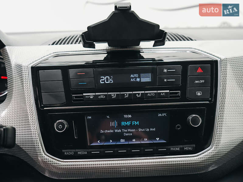 Хэтчбек Volkswagen Up 2020 в Львове