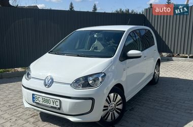 Хетчбек Volkswagen Up 2015 в Кам'янці-Бузькій