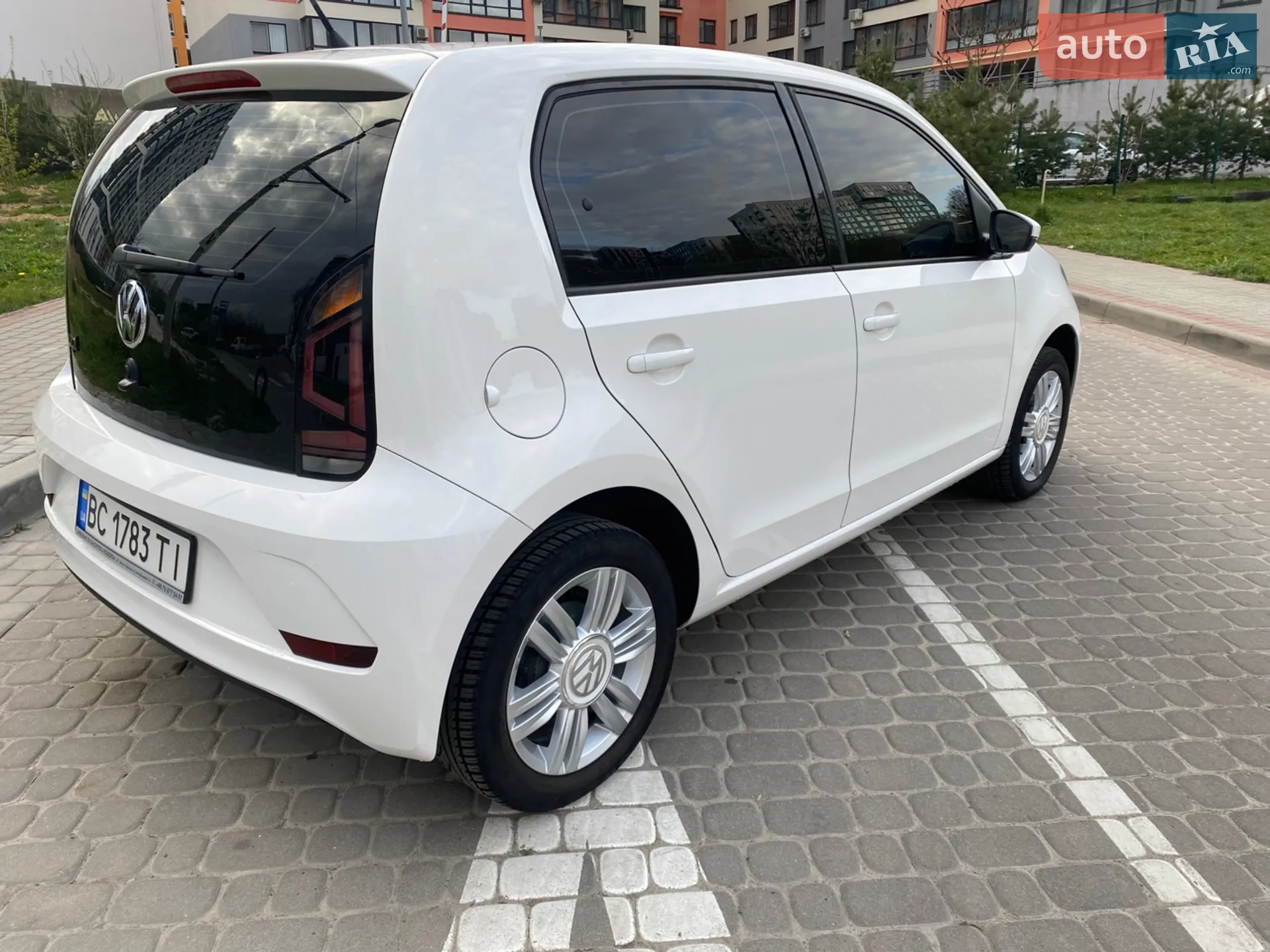 2016 Volkswagen up! - мініатюра 4