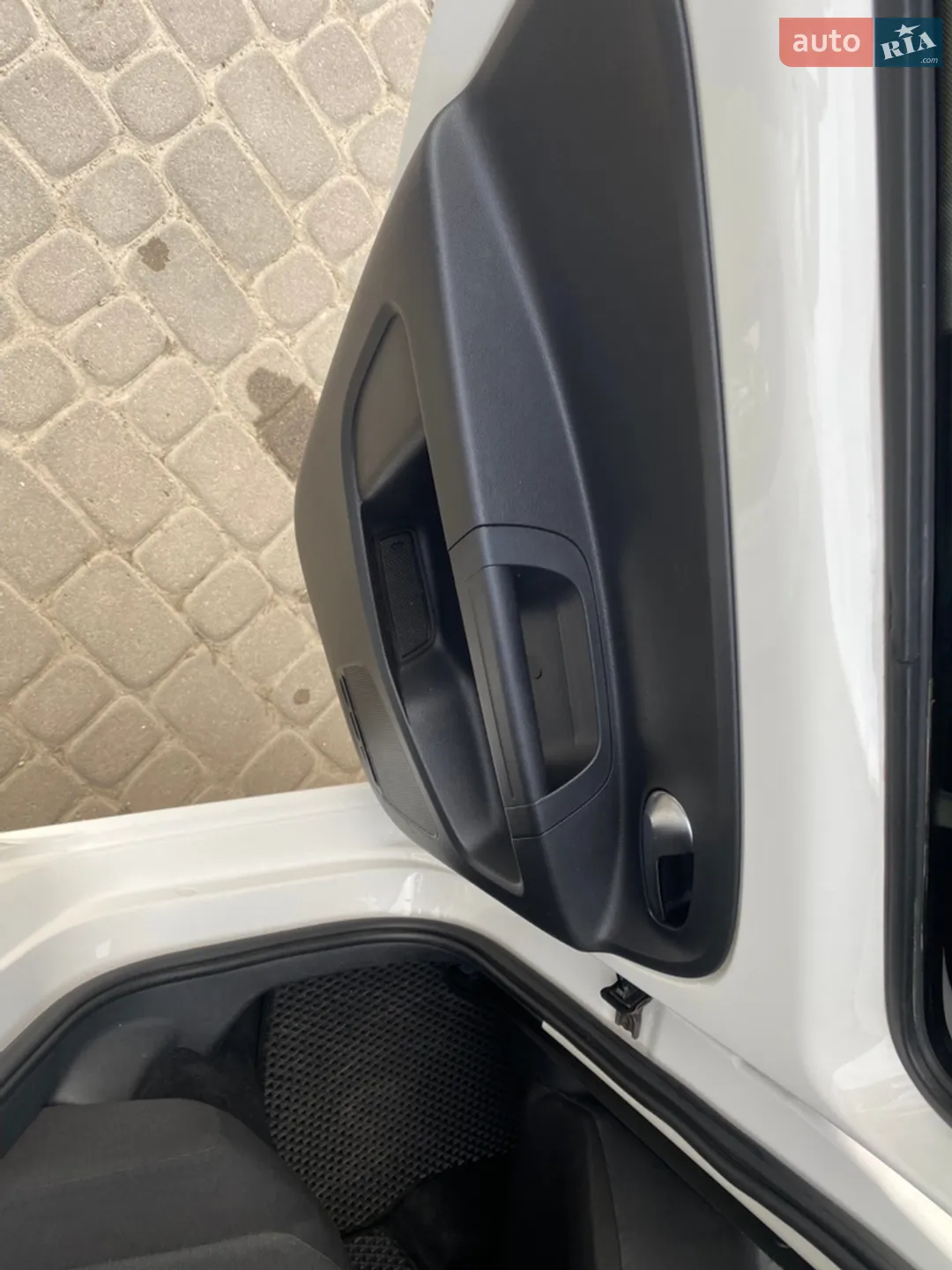 2016 Volkswagen up! - мініатюра 12