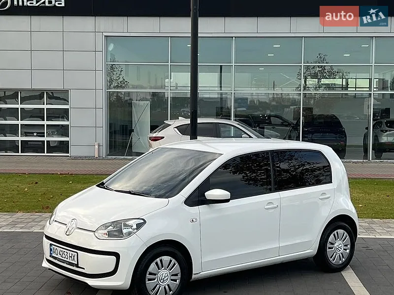 Volkswagen Up 2013