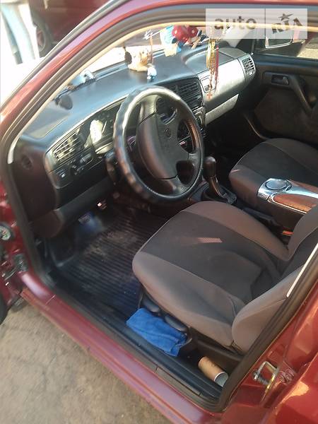 Седан Volkswagen Vento 1994 в Кам'янці-Бузькій