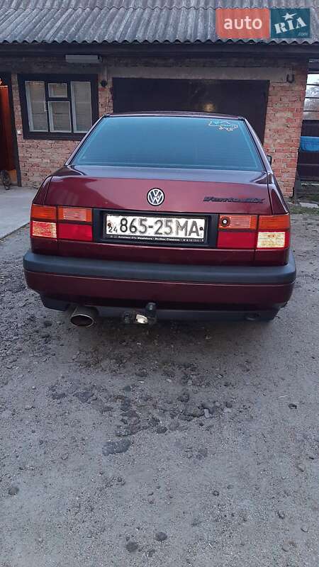 Седан Volkswagen Vento 1994 в Жашкове